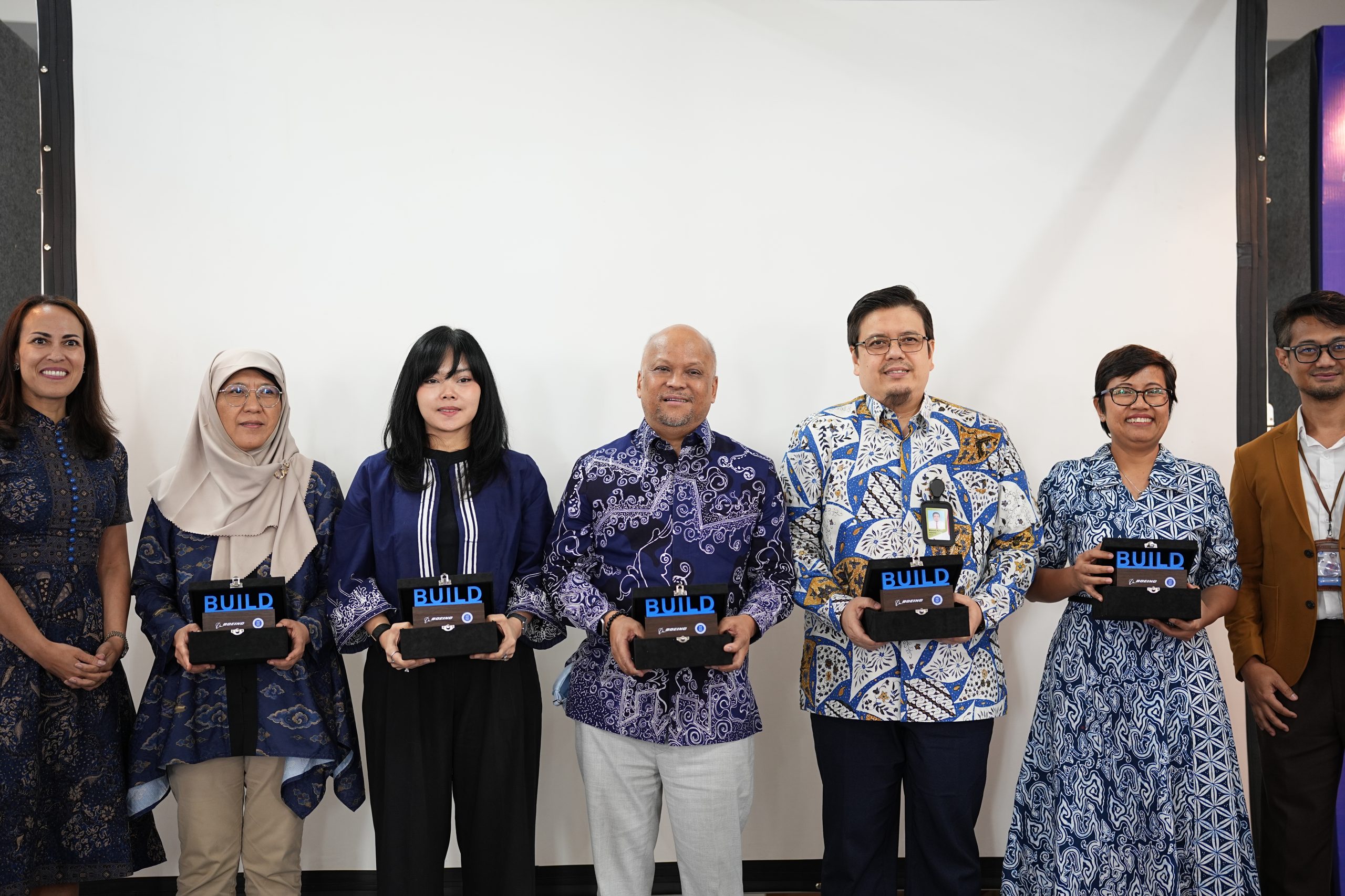 Gelar Final Demo Day BUILD Indonesia 2026, ITB dan Boeing Tampilkan 10 Startup Inovatif Kedirgantaraan